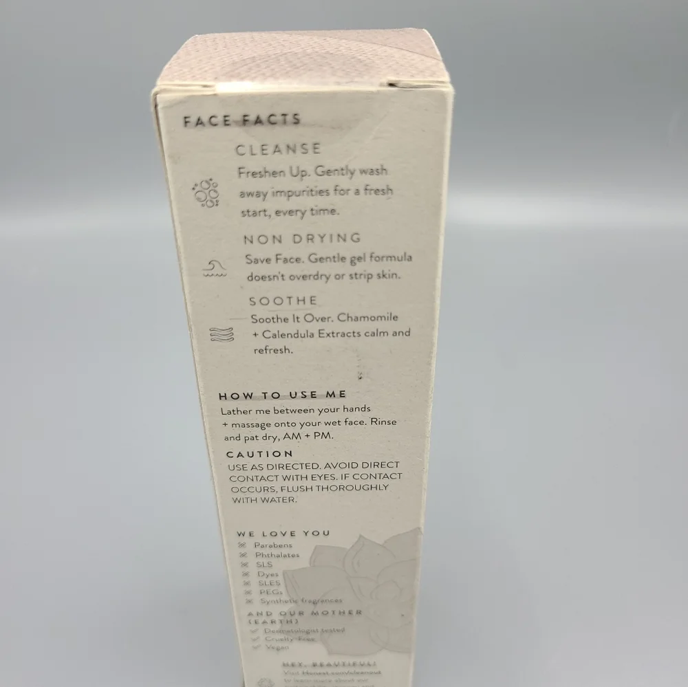 🤩 (Host Pick) Honest Skincare Set 4 Pieces - Picture 5 of 9
